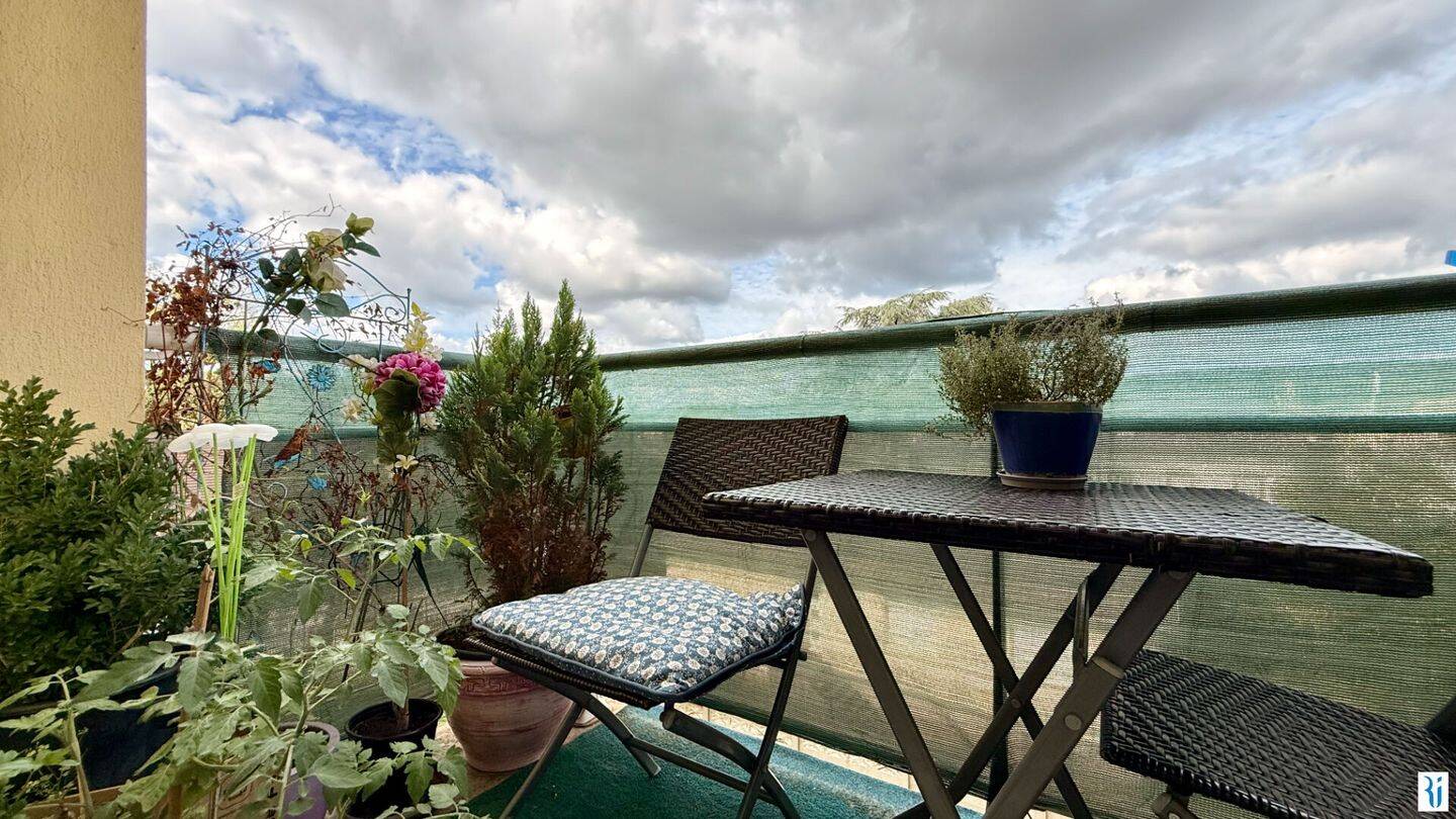 Appartement 4 pièces 73 m² · à Petit-Couronne · 73,2 m² · 89 000 €