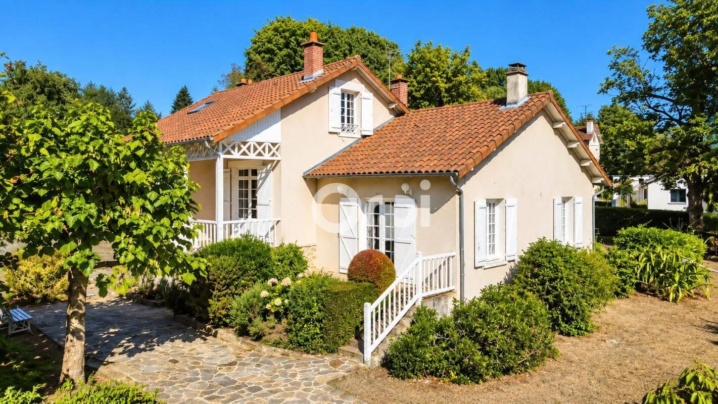 Maison 6 pièces 128 m² · à Limoges · 128 m² · 249 900 €
