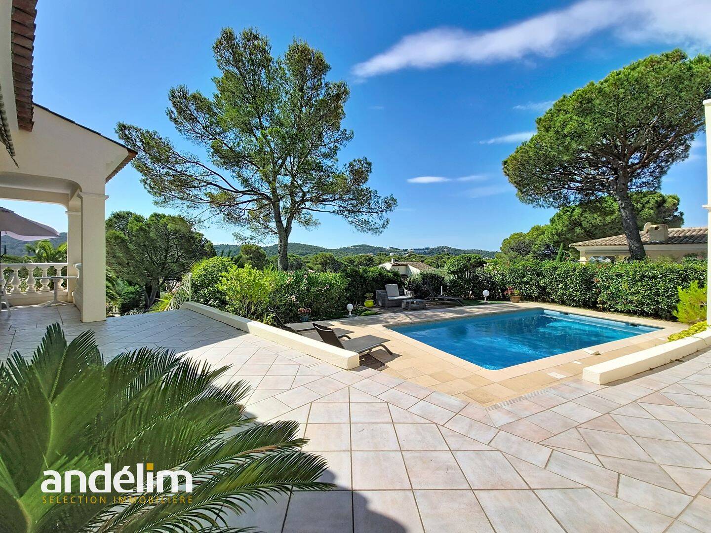 Maison 5 pièces 145 m² · à Saint-Raphaël · 145 m² · 1 095 000 €