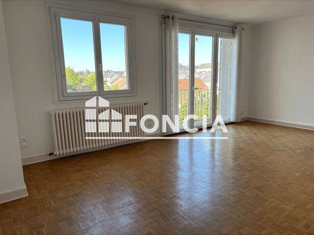 Appartement 3 pièces 68 m² · à Fleury-les-Aubrais · 68,1 m² · 750 €