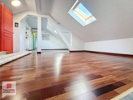 Appartement à vendre 119 000 € 4 pièces 3 chambres 160 m² Étage 2/2 Saint-Nicolas-de-Port 54210