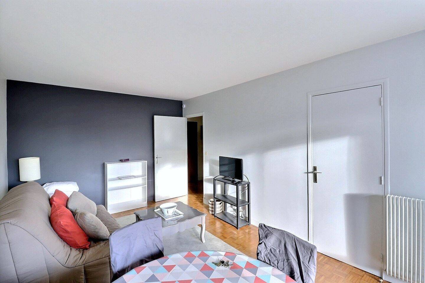 Appartement 2 pièces 38 m² · à Paris 14ème Arrondissement · 38 m² · 1 290 €/mois