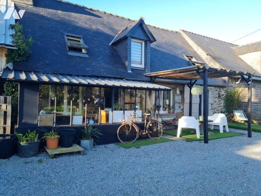 Maison à vendre 151 420 € 4 pièces 2 chambres 84 m² 2 271 m² de terrain Bréhan 56580