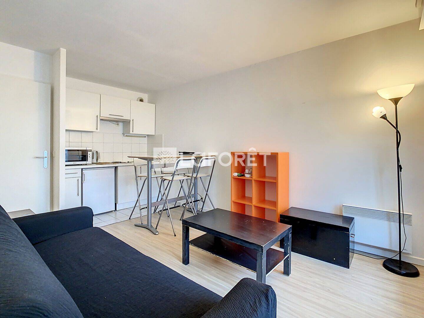 Appartement 2 pièces 32 m² · à Lille · 31,7 m² · 657 €