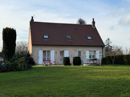 Maison à vendre 295 000 € 6 pièces 5 chambres 141 m² 2 694 m² de terrain Méry-la-Bataille 60420