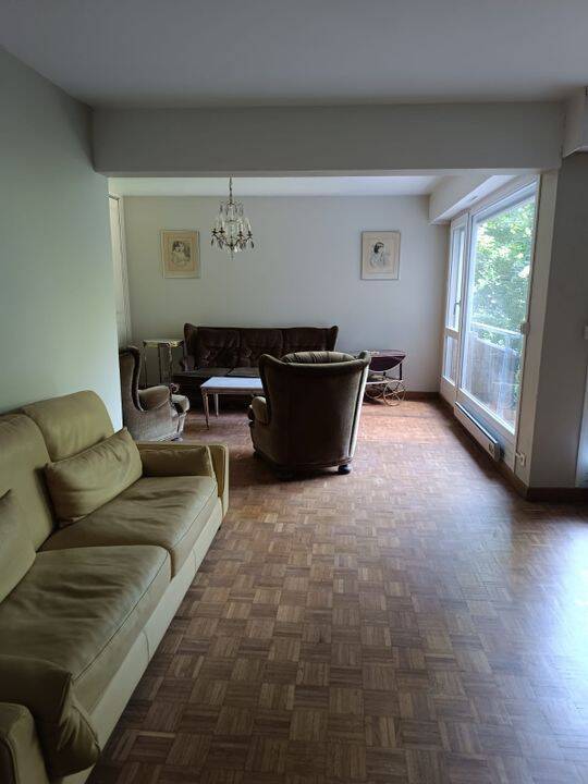 Appartement 5 pièces 100 m² · à Valenciennes · 100 m² · 1 100 €/mois