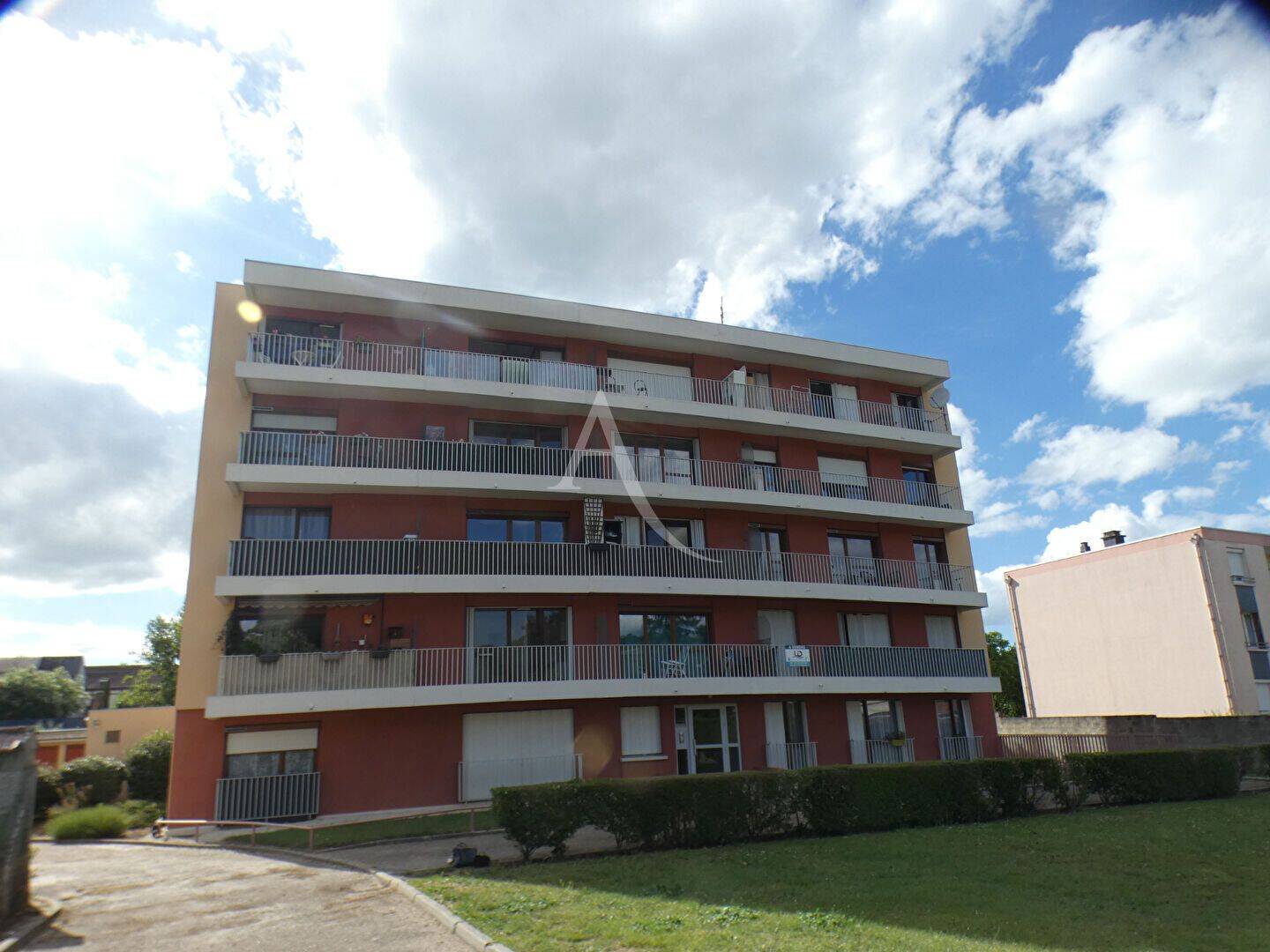Appartement 1 pièce 25 m² · à Gravigny · 25,4 m² · 425 €