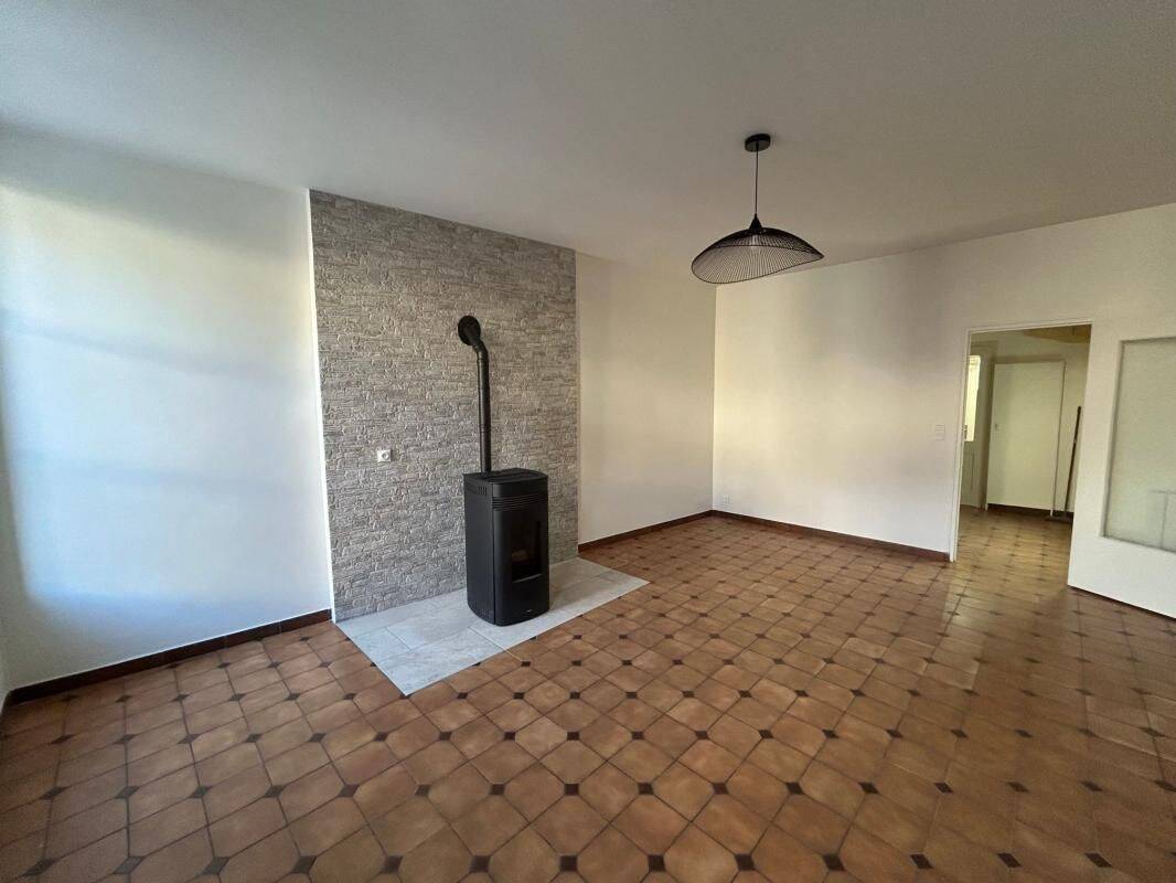 Maison 3 pièces 67 m² · à Mortagne-au-Perche · 67,2 m² · 580 €/mois