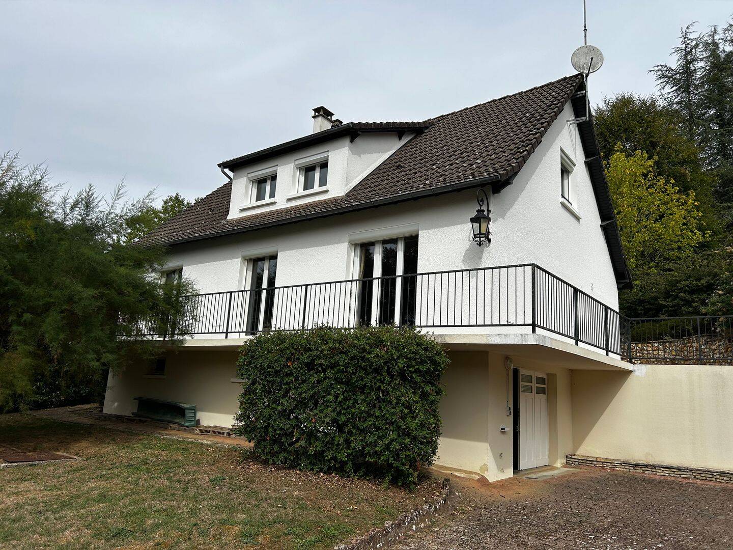 Maison 4 pièces 145 m² · à Véron · 145 m² · 220 000 €