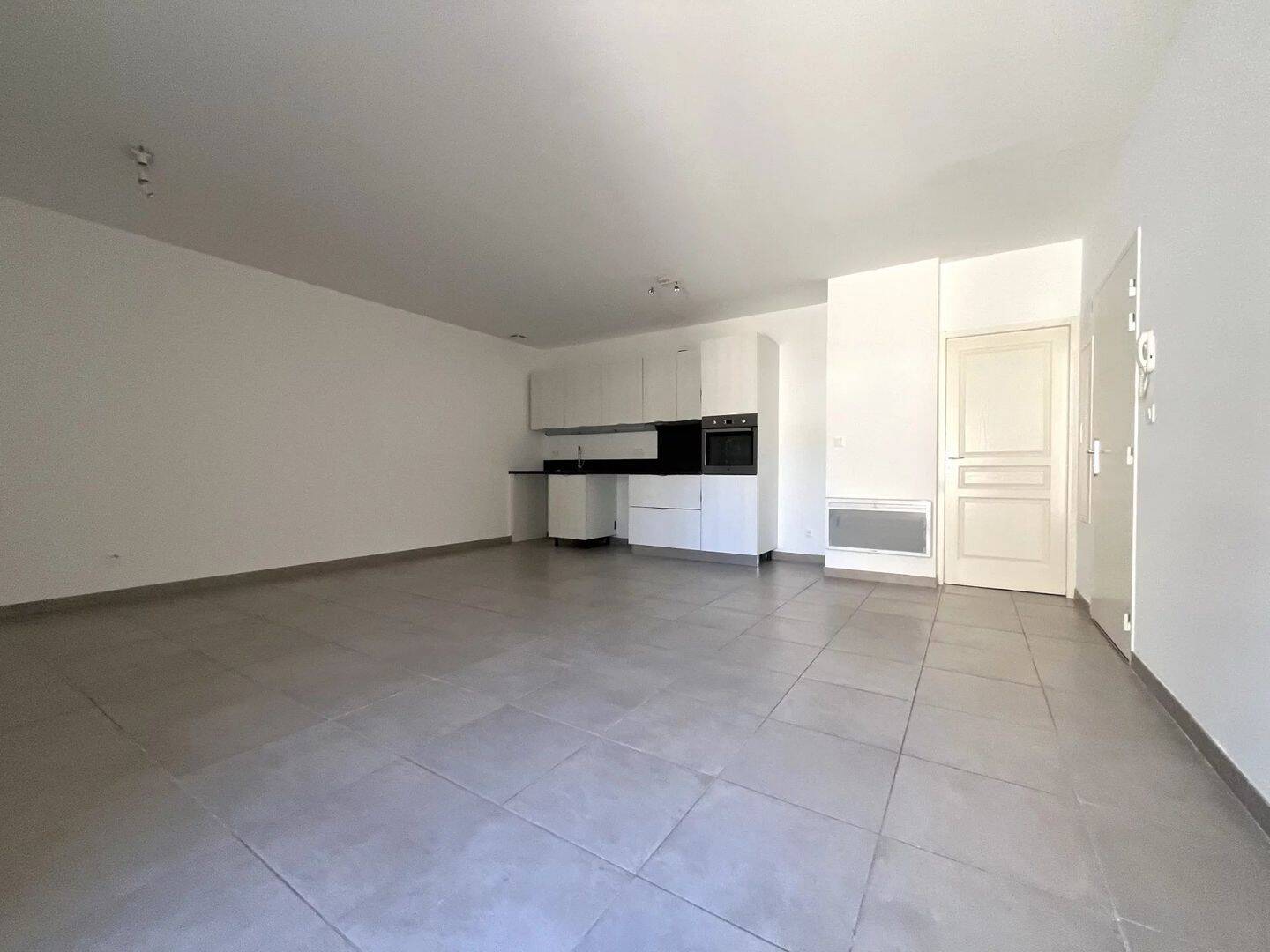 Appartement 3 pièces 57 m² · à Rognes · 57 m² · 1 036 €