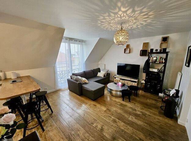 Appartement 2 pièces 28 m² · à La Courneuve · 28 m² · 490 €