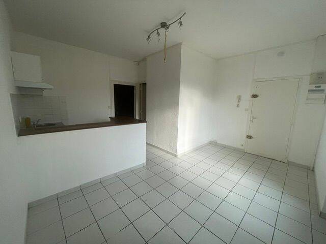 Appartement 2 pièces 30 m² · à Montluçon · 30 m² · 335 €