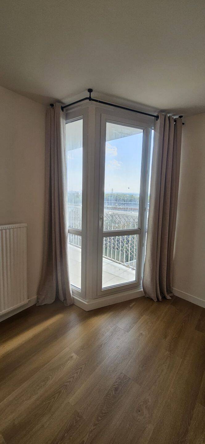 Appartement 1 pièce 31 m² · à Thiais · 31 m² · 945 €