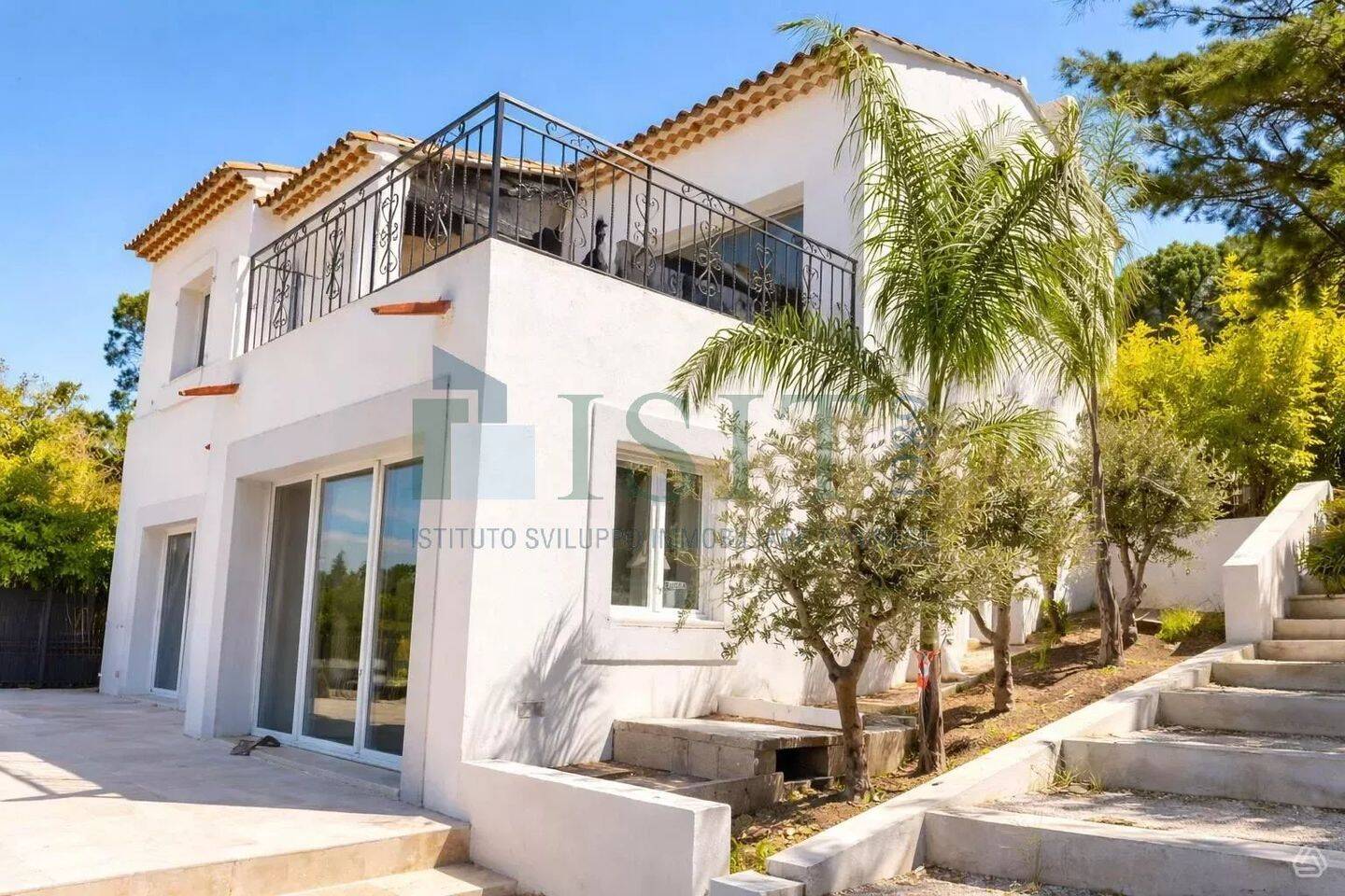 Maison 5 pièces 146 m² · à Vallauris · 145,5 m² · 1 280 000 €