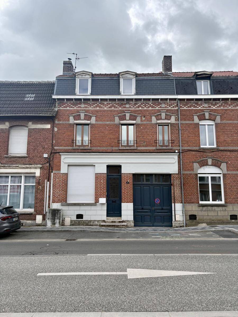 Maison 10 pièces 198 m² · à Liévin · 198 m² · 183 500 €