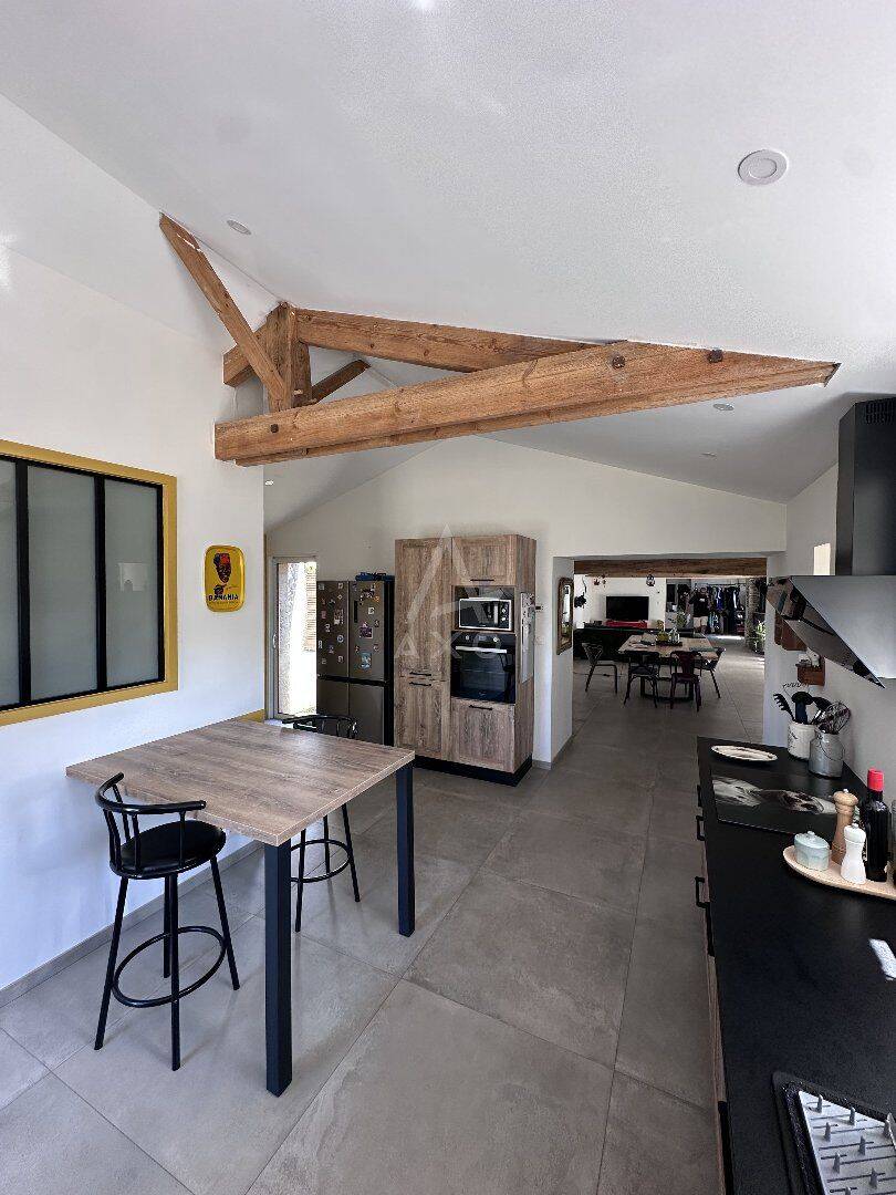 Maison 6 pièces 195 m² · à Réaumur · 195 m² · 343 200 €