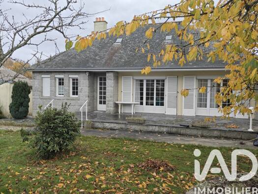 Pavillon à vendre 156 000 € 5 pièces 3 chambres 98 m² 784 m² de terrain Villaines-la-Juhel 53700