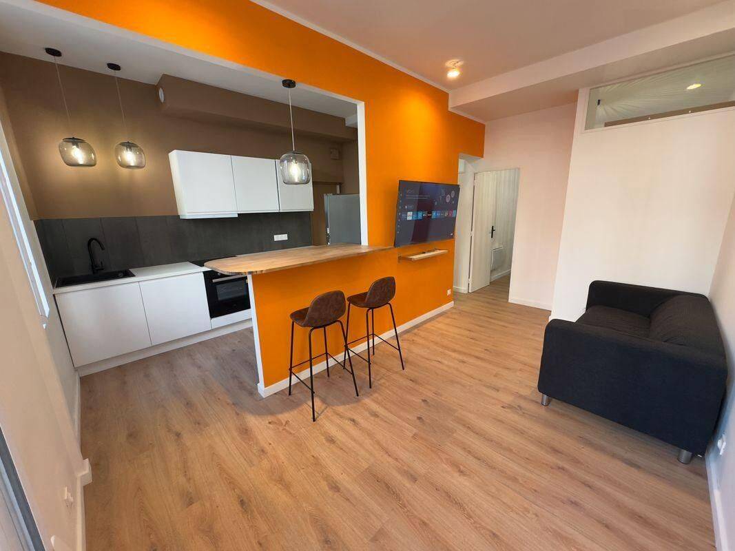 Appartement 2 pièces 35 m² · à Marseille 6ème Arrondissement · 35 m² · 890 €/mois