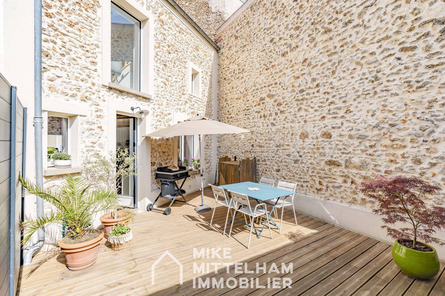 Maison 5 pièces 102 m² · à Montfort-l'Amaury · 101,9 m² · 389 000 €