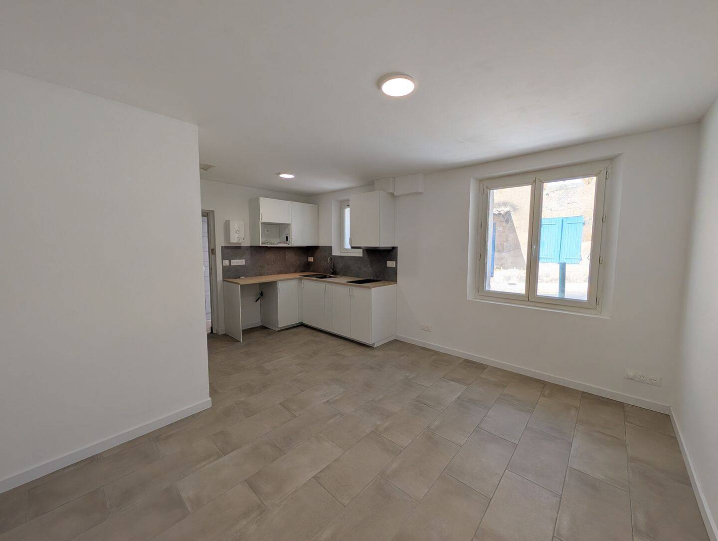 Appartement 1 pièce 21 m² · à Cadenet · 21 m² · 450 €/mois