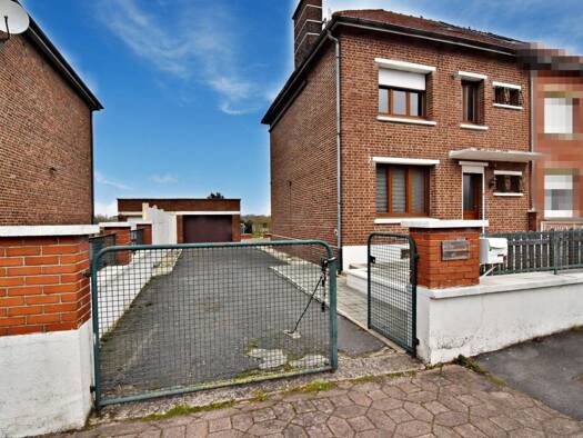 Maison à vendre 220 000 € 5 pièces 3 chambres 115 m² 773 m² de terrain Haulchin 59121