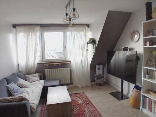 Appartement à vendre 97 000 € 4 pièces 3 chambres 90 m² Étage 4/4 Valdoie 90300