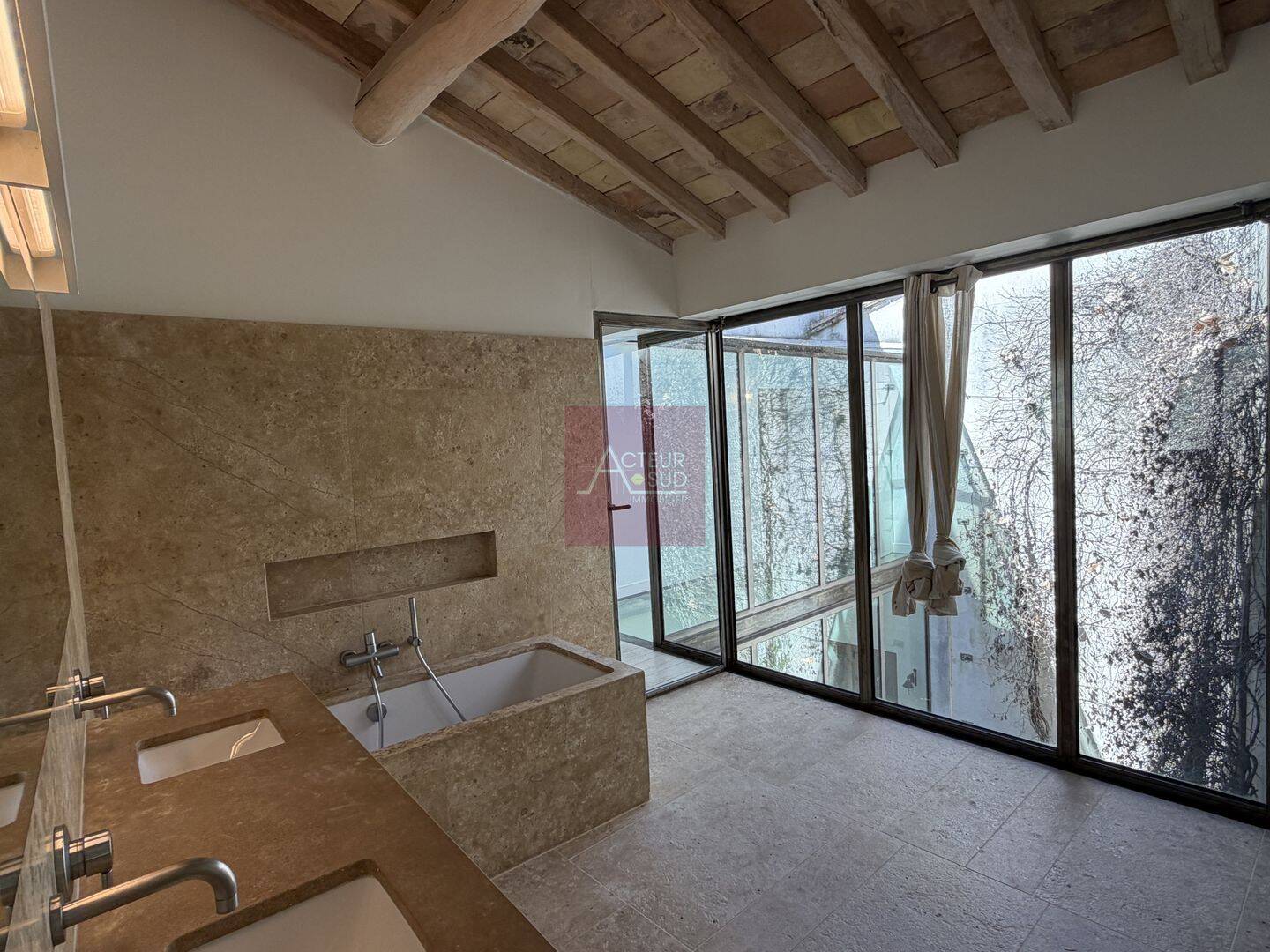 LOCATION MAISON MAS AIGUELONGUE — 10