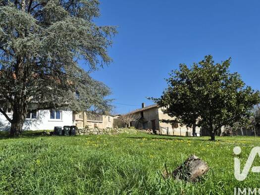 Maison à vendre 290 000 € 10 pièces 3 chambres 128 m² 3 900 m² de terrain Lamothe-Montravel 24230