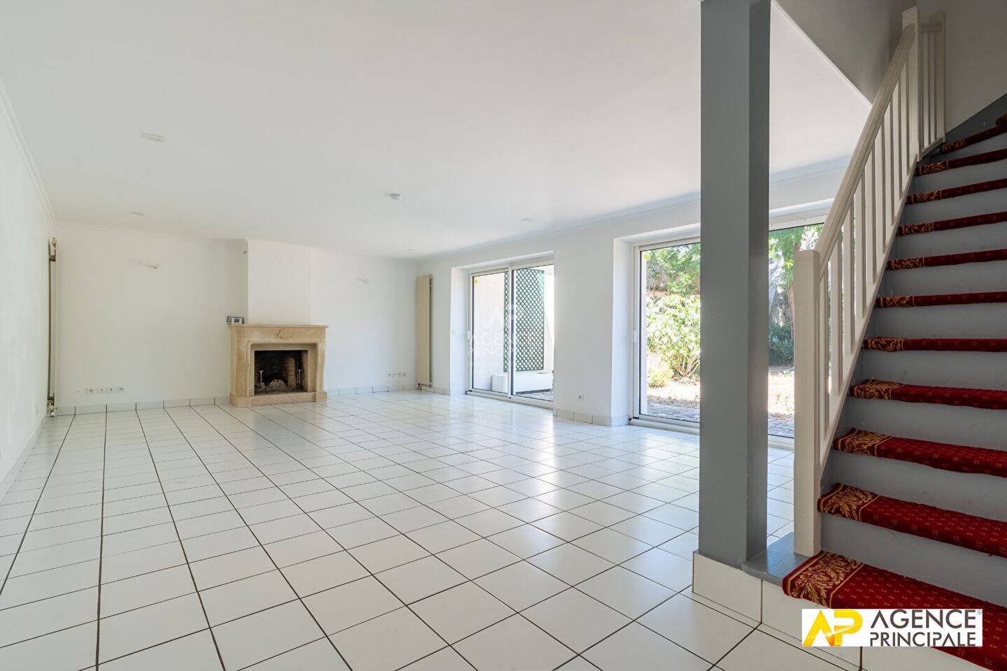 Maison 8 pièces 145 m² · à Le Mesnil-le-Roi · 145 m² · 885 000 €