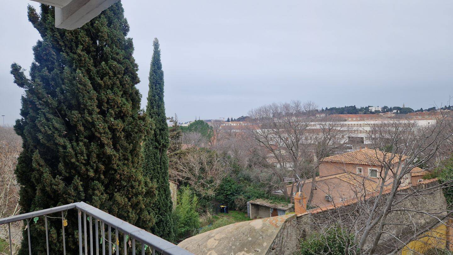 Appartement 3 pièces 73 m² · à Nîmes · 73 m² · 139 000 €