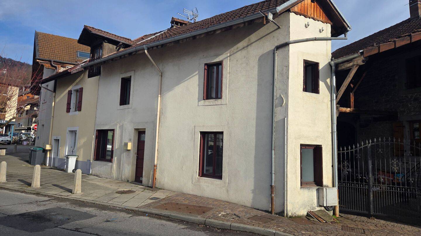 Maison 4 pièces 100 m² · à Bonne · 100 m² · 240 000 €