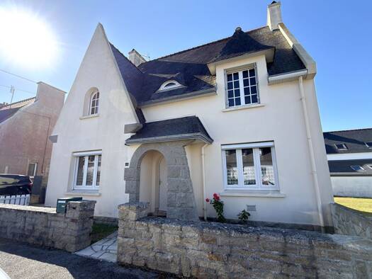 Maison à vendre 256 000 € 7 pièces 5 chambres 124,7 m² 448 m² de terrain Guilvinec 29730