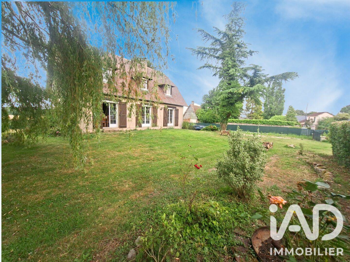 Maison 6 pièces 122 m² · à Lyons-la-Forêt · 122 m² · 236 000 €