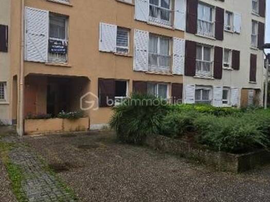 Appartement à vendre 183 000 € 4 pièces 3 chambres 80 m² Étage 2/2 Les Sablons Sevran 93270