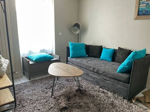 Appartement à louer 480 € 1 pièce 30 m² disponible dès maintenant La Tour d'Auvergne Saint-Brieuc 22000