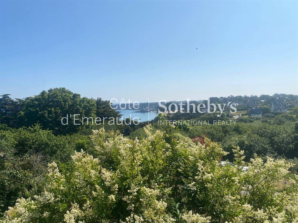 Maison 10 pièces 203 m² · à Saint-Lunaire · 203 m² · 2 200 000 €