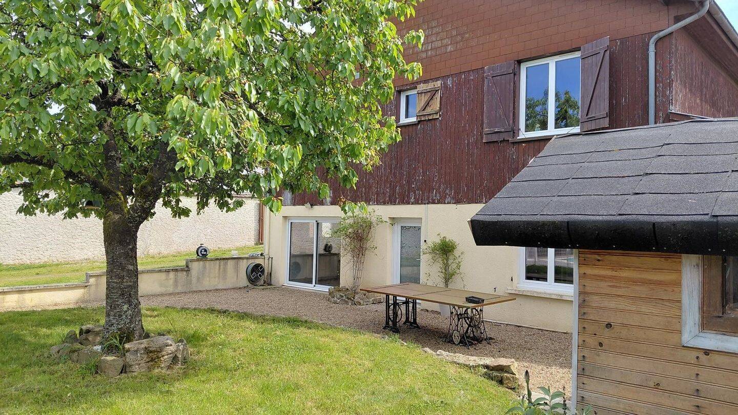 Maison 6 pièces 142 m² · à Marcigny · 142 m² · 174 000 €