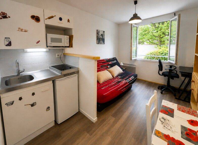 Appartement 1 pièce 17 m² · à Jacob-Bellecombette · 17 m² · 416 €/mois