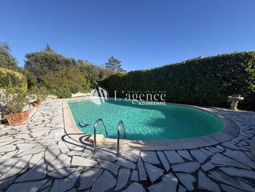 Maison à vendre 890 000 € 5 pièces 4 chambres 224,2 m² 2 400 m² de terrain Val Fleuri-Montaleigne Cagnes-sur-Mer 06800