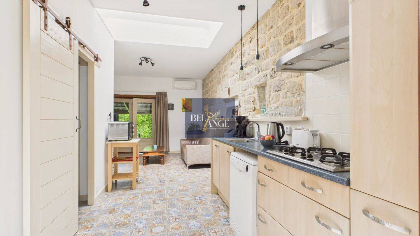 Maison 11 pièces 172 m² · à Largentière · 171,7 m² · 520 000 €