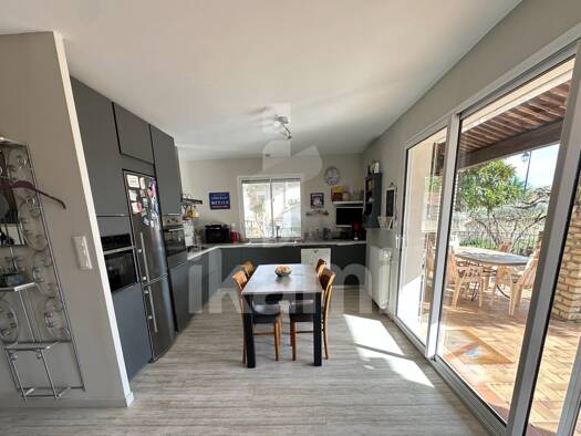 Maison à vendre 499 000 € 4 pièces 3 chambres 140 m² 2 497 m² de terrain Tresques 30330