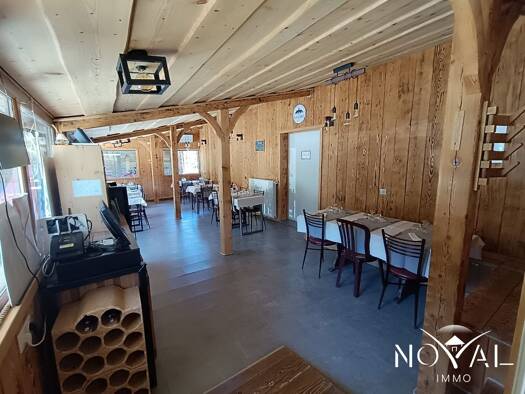 Local commercial à vendre 435 000 € 240 m² de surface de vente Andon 06750