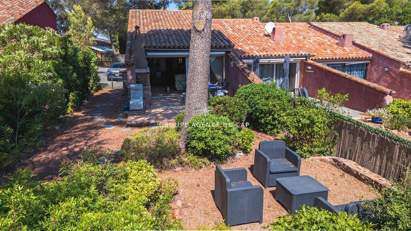 Maison 3 pièces 53 m² · à Saint-Raphaël · 53 m² · 450 000 €