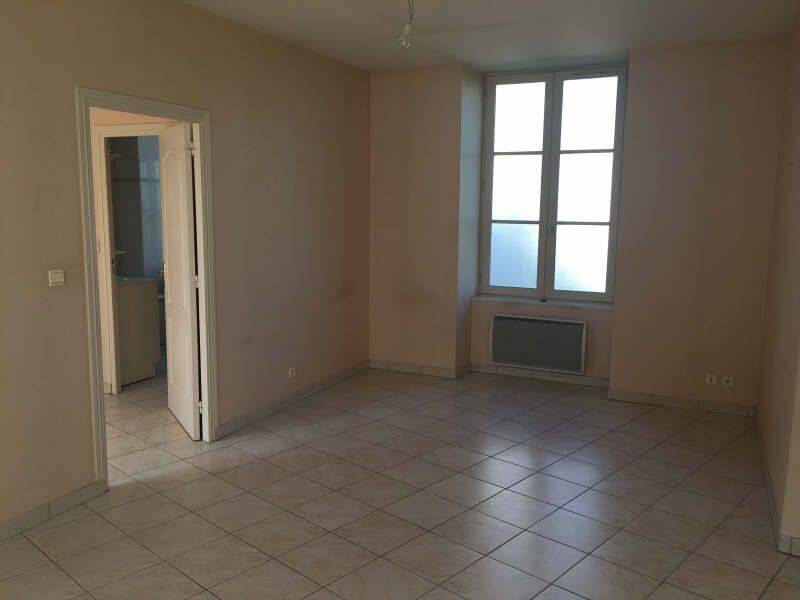 Appartement 2 pièces 57 m² · à Poitiers · 56,8 m² · 537 €