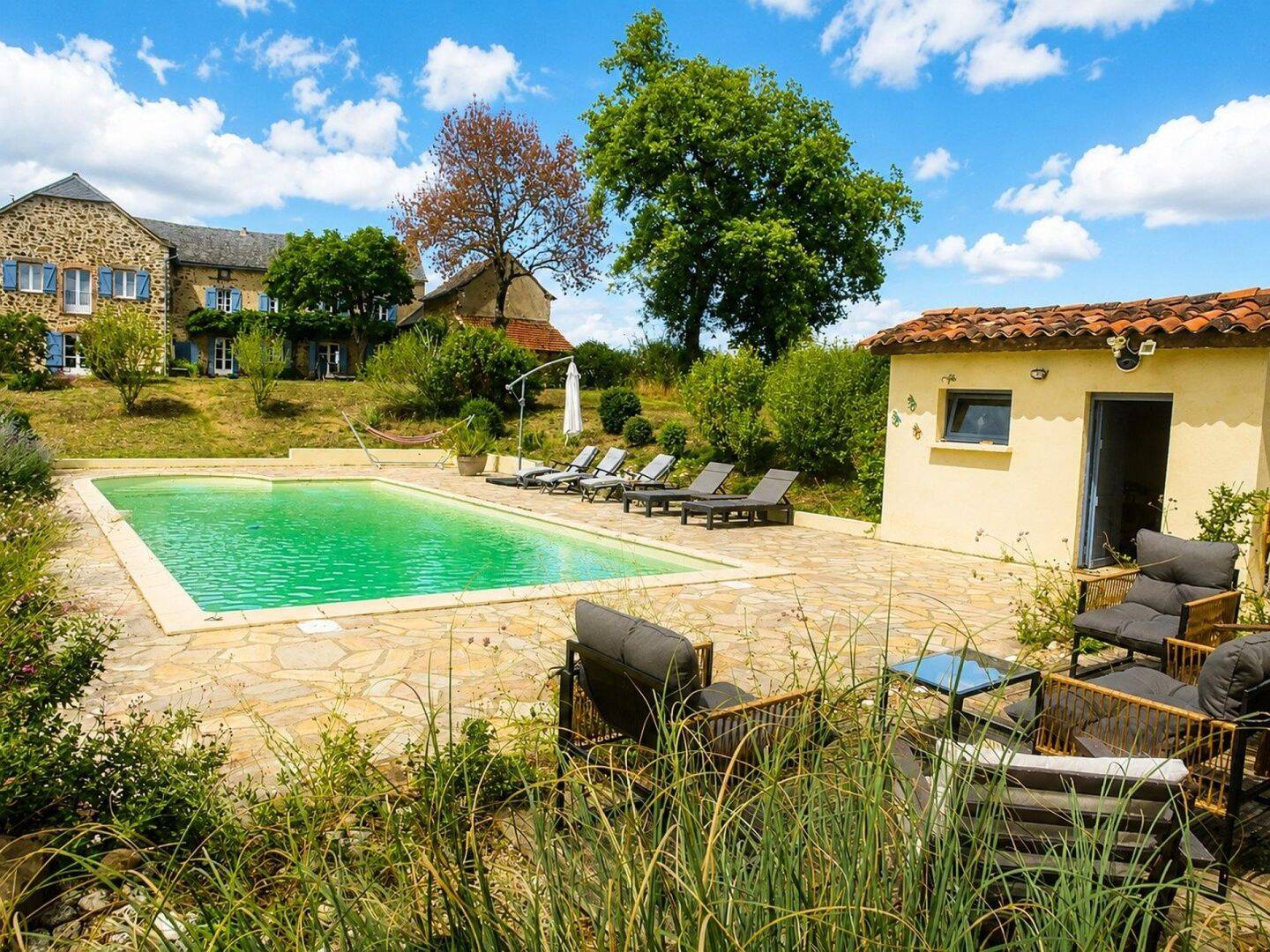 Maison 9 pièces 322 m² · à Mirandol-Bourgnounac · 322 m² · 630 000 €