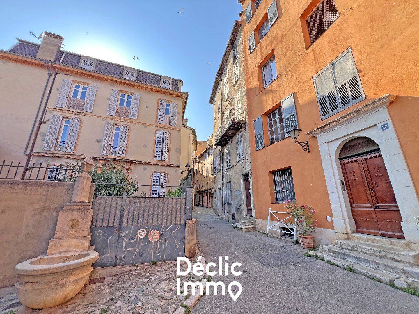 Maison 7 pièces 164 m² · à Grasse · 164 m² · 275 000 €