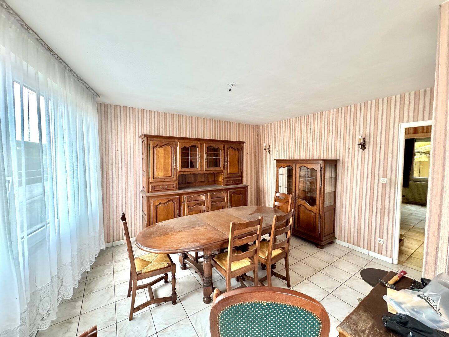 Maison 6 pièces 123 m² · à Varennes-en-Argonne · 123 m² · 69 000 €