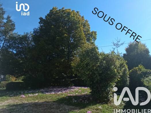 Maison de plain-pied à vendre 110 000 € 3 pièces 2 chambres 72 m² 1 300 m² de terrain Soulangis 18220