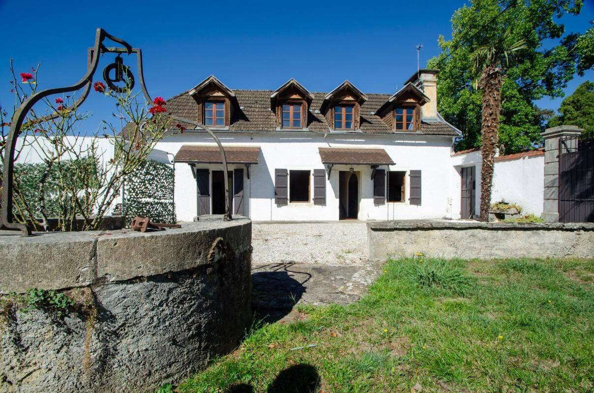 Maison 6 pièces 120 m² · à Gelos · 120 m² · 250 000 €