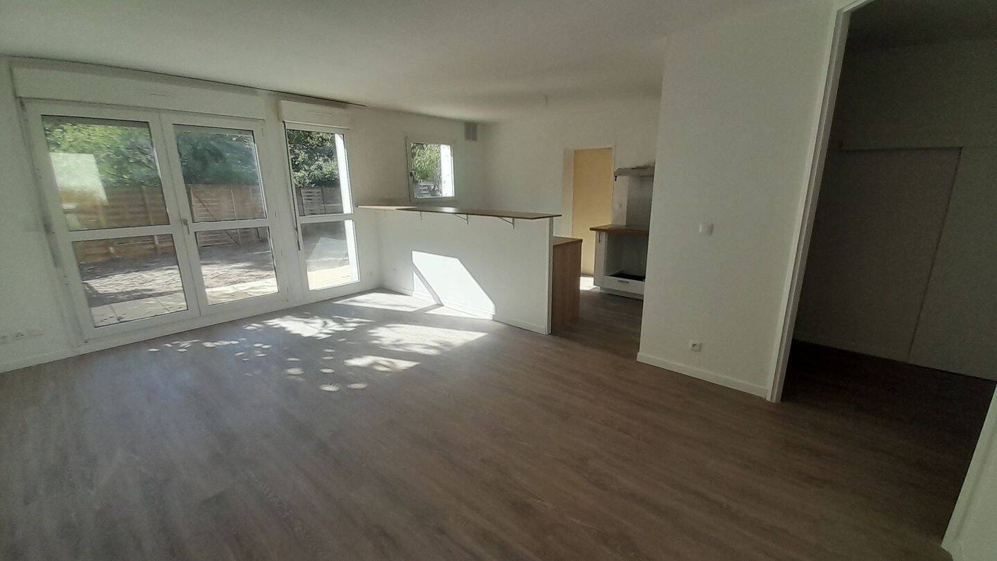 Maison 4 pièces 87 m² · à Pessac · 87 m² · 1 209 €